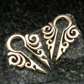 Scroll Pattern Keyhole Brass Ear Weights Hangers